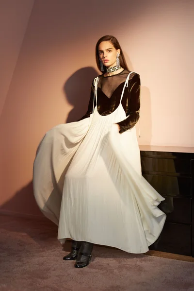 Look 10
